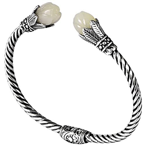 Bague fleur en argent rétro et jade blanc, un cadeau symbolique