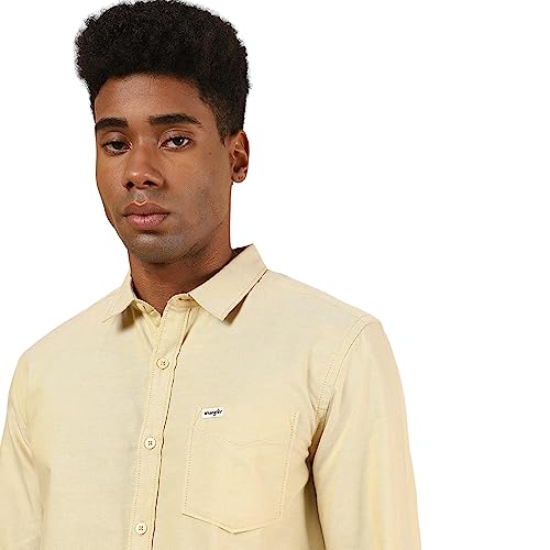 Image of Wrangler Men's Solid Brown Shirt (Regular)