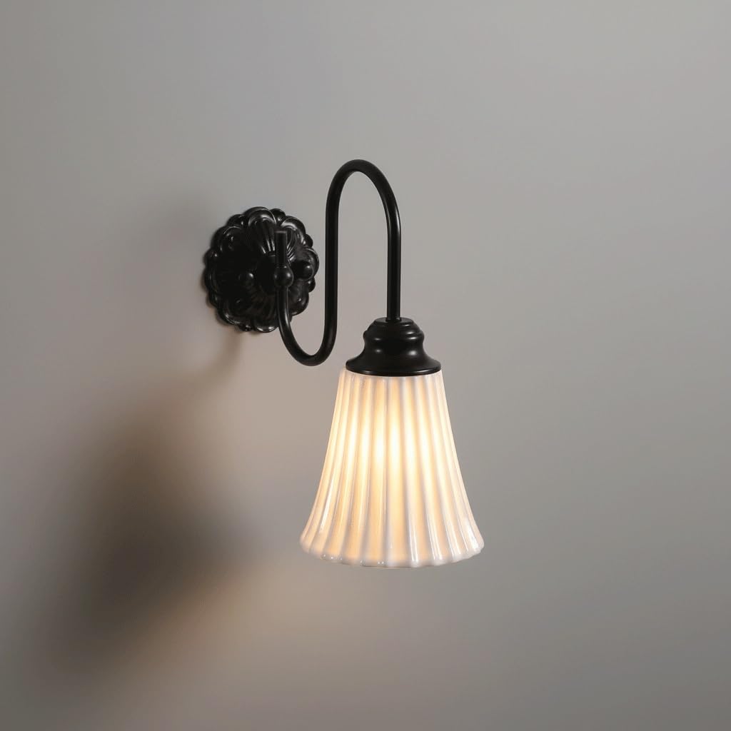 Lámpara de pared E27 para iluminar zonas oscuras con diseño industrial y retro