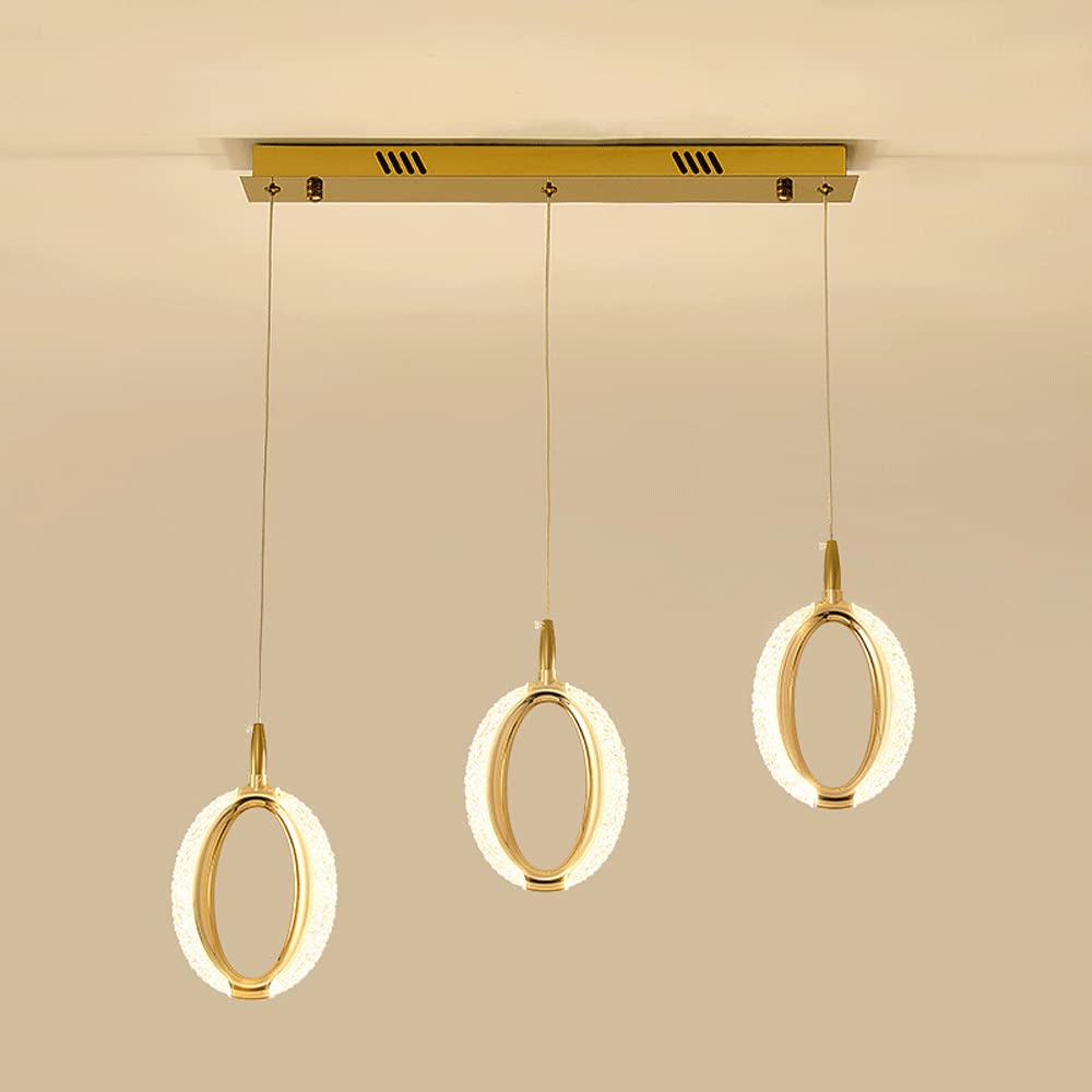 Luminaire escalier pour combler le vide des hauts plafonds de salon et loft