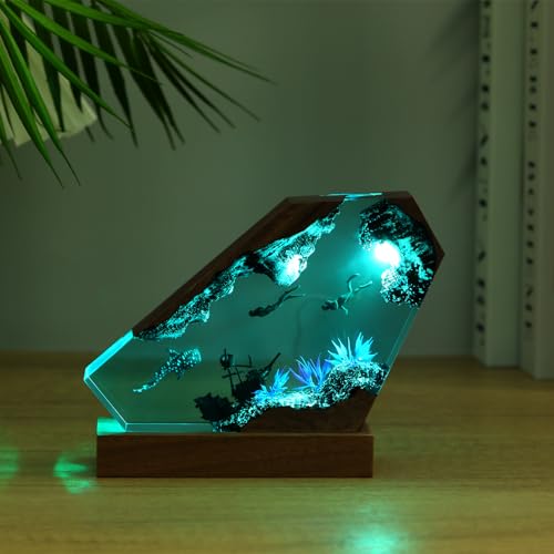Image of Drawelry Ocean Creative Epoxy Resin Wood Light Lamp, Handmade Multi Color Aquatic Ocean Lamp Deep Sea Cave Diving Enthusiasts Led Night Light Desktop Decor Birthday Gift (Couple Diver, M)