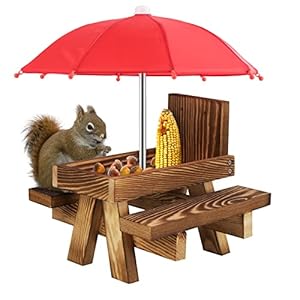 Petyoung Eekhoorn Feeder Tafel Met Paraplu Houten Picknicktafel Eekhoorn Feeder Voldaan Duurzame Maïskolf Houder Tuinornamenten for Eekhoorn Chipmunk Wildvogel Feeder