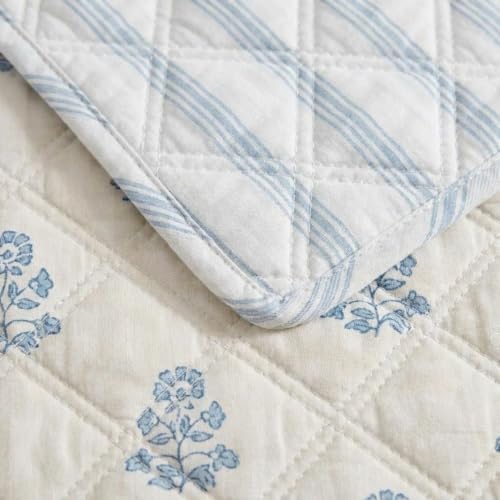 Image of Martha Stewart - King Quilt Set, 100% Cotton Reversible Bedding Set, Incredibly Soft Feel for Year Round Comfort, 3 Piece Bed Set with Matching Pillowcases (Flower Block Print Blue)