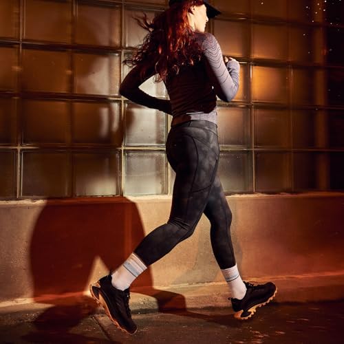 Image of Darn Tough Vermont Women's Element Micro Crew Lightweight Running Socks (Style 1114)