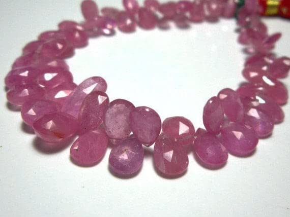 Ruby Faceted Pear Briolette : pierres naturelles pour création collier