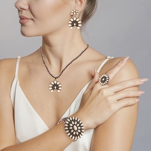 4 PCS Western Turquoise Jewelry for Women Boho Vintage Navajo Pearl Necklace Earring Bracelet Ring Set Country Cowgirl Accessories for Gift2