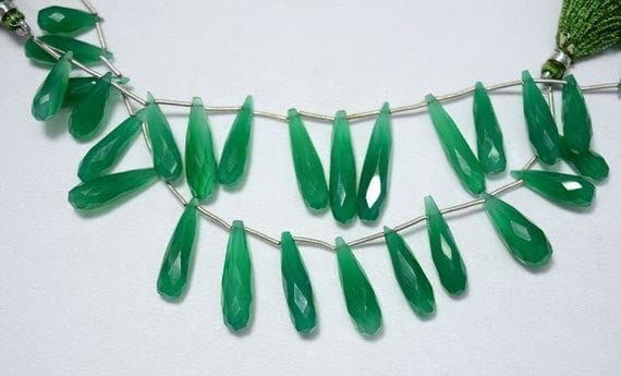 Green Onyx Faceted pour créer des boucles d'oreilles bohèmes