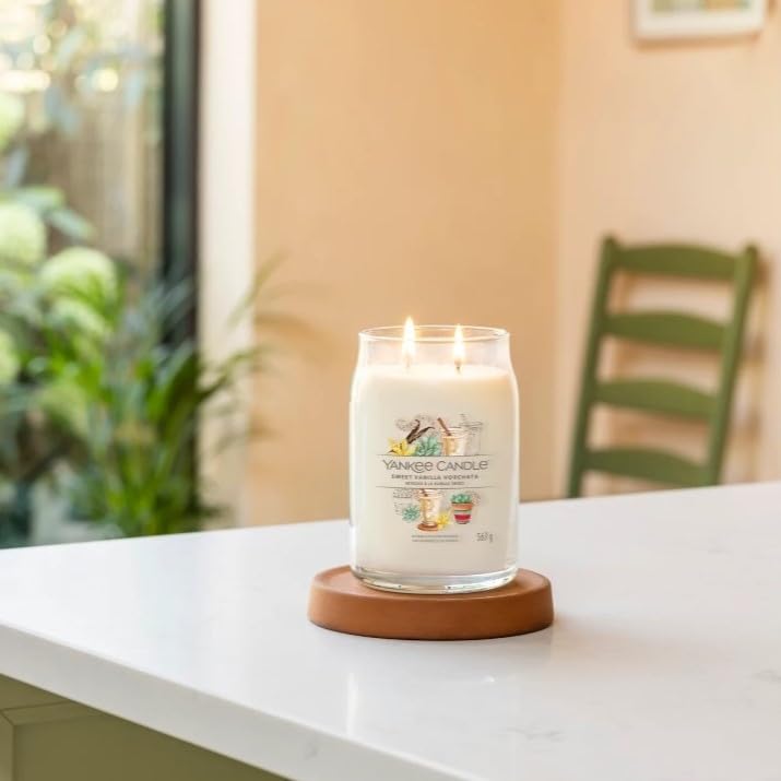 Yankee Candle 'Sweet Vanilla Horchata' Mittelgroße Duftkerze Im Glas (368 G, 35–50 H Brenndauer)
