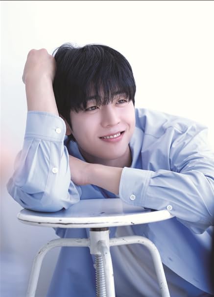 Amazon.co.jp: チェジョンヒョプ グッズ 写真集 Premium Photo Book