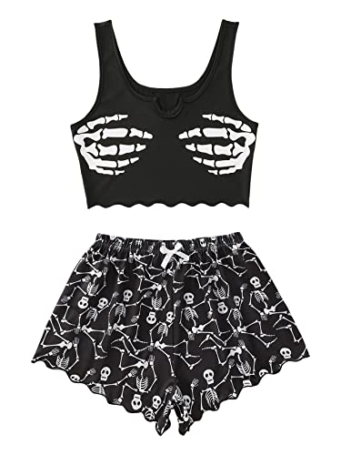 Image of WDIRARA Women's Plus Size Skull Pajama Set Goth Cute Shorts Sleepwear