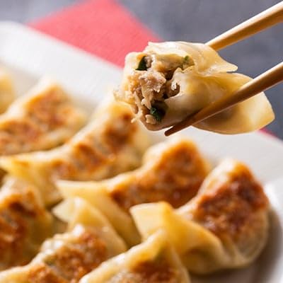 タレ無しで食べる十和田の手作り餃子 1パック(10個入り)×3