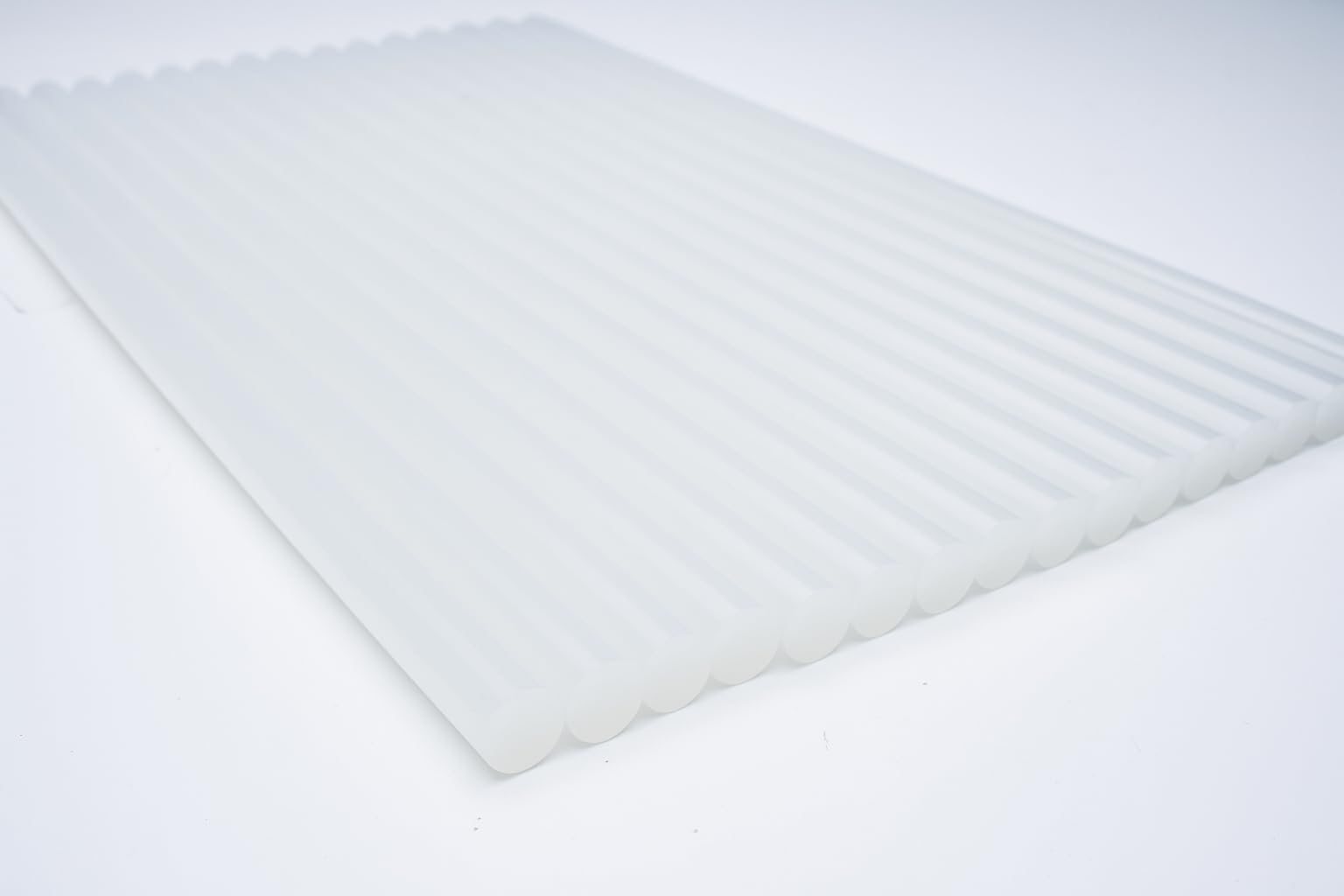 ASA 5/8" x 38,1 cm di lunghezza. Bastoncini di colla a caldo industriali trasparenti per tutti gli usi. Multi-Temp. Buono per plastica, tessuti per la lavorazione del legno, ceramica, materiali