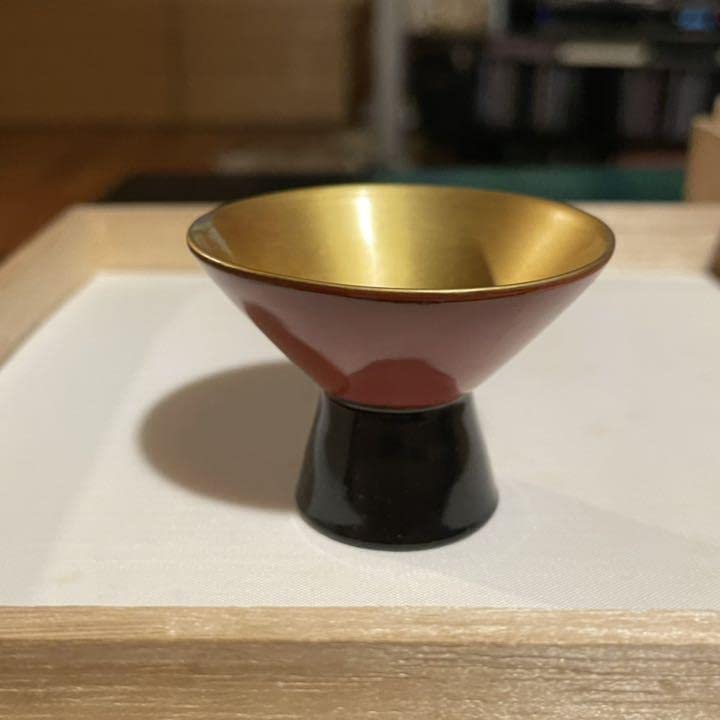 輪島塗り　お猪口　金杯 Amazon.co.jp: 輪島塗り お猪口 金杯 : Home & Kitchen