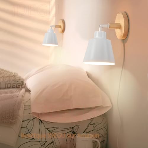 Lámparas de pared orientables E27 con enchufe e interruptor propio para optimizar el espacio 3