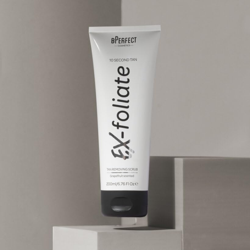 BPerfect Tan Studio - Ex-Foliate Tan Removing Scrub - Grapefruit Scented Exfoliator with Shea Butter, Almond & Avocado Oil - 200g - Image 2