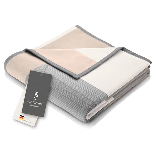 biederlack® flauschig-weiche Kuscheldecke aus Baumwollmischgewebe I Made in Germany I Öko-Tex I nachhaltig produziert I Karierte Couch-Decke Squares Grey in grau I Sofa-Decke in 150x200cm