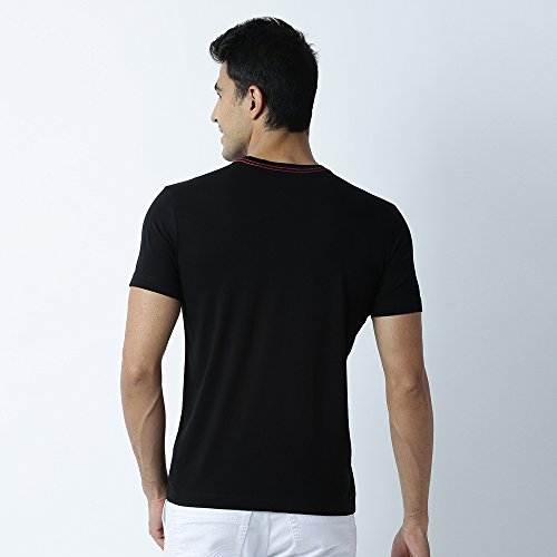 Image of HUETRAP Men's Wanted Dead or Alive Skull Printed Black Tee