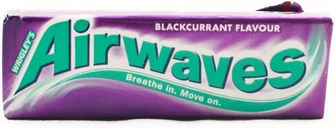 Wrigley's Airwaves Blackcurrant Chewing Gum (30 Packets (Full Box)) Help To Freshen Breath And Clean Teeth