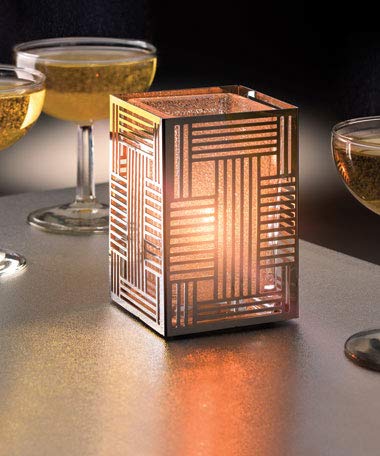Image of D'light Online HD15 Liquid Votive Candles Fuel Cells - 15 Hour Burn Time Liquid Wax Disposable Clear Plastic Fuel Cells for Wedding Hotel, Restaurant Tables and Emergency Candles - Set of 96