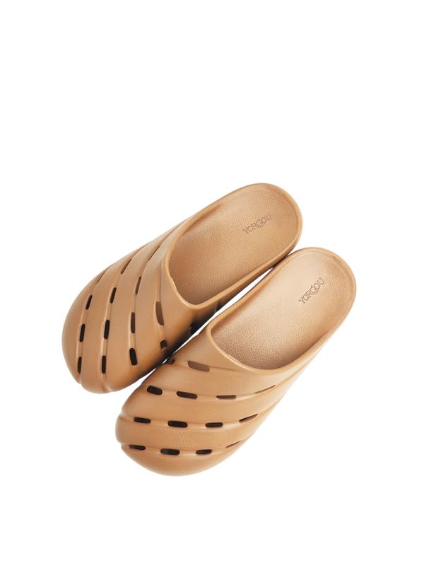 Crafted with flexible rubber , these lightweight shoes ensure all-day comfort while keeping your feet safe from hot sand, sharp rocks, and slippery surfaces. The slip-on design makes them easy to wear, and the unisex fit caters to both men and women.4