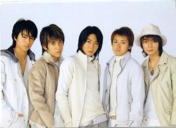 So 2003-2004 ~ LIVE IS HARD storm official goods ARASHI WINTER CONCERT HAPPY ~ underlay [set] (japan import)