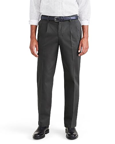 Classic Fit Signature Iron Free Khaki with Stain Defender Pants - Pleated (Regular and Big & Tall)