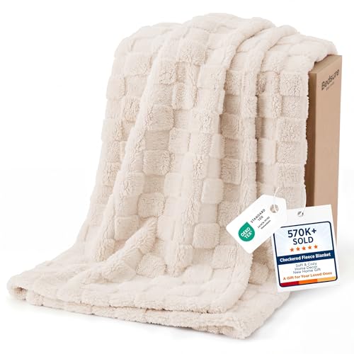 Bedsure GentleSoft Cream Throw Blanket for Couch - Checkered Fleece Blankets Gifts for Kids Girls Cute Soft Cozy Throw for Bedroom Home Decor Gifts 50x60 Inches