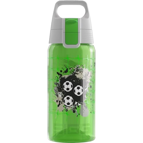 SIGG VIVA ONE Football Kinder Trinkflasche (0.5 L), schadstofffreie Kinderflasche mit auslaufsicherem Deckel, einhändig bedienbare Trinkflasche für Kinder