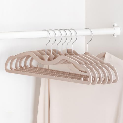 Lkw Ogechi Juego de 10 Perchas de Ropa, Percha de Cuello Corto Ultra Delgada con Gancho Giratorio 360, Perchas de Ropa Antideslizantes para Adultos, Perchas de Ropa Que Ahorran Espacio en el Armario