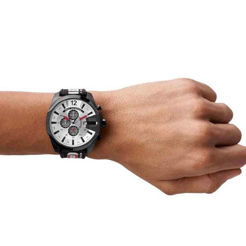 Diesel Montre pour homme Mega Chief, mouvement chronographe, boîtier en acier inoxydable noir de 51 mm avec bracelet en nylon et silicone, DZ4512