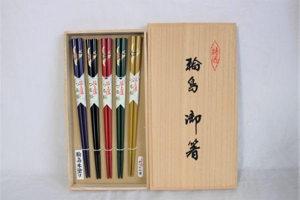 輪島塗 お箸 【つる桜 蒔絵】 5膳 桐箱付 木製 本漆塗 すべらない Amazon.co.jp: 輪島塗 お箸 つる桜 蒔絵 5膳 桐箱付 木製 本漆塗