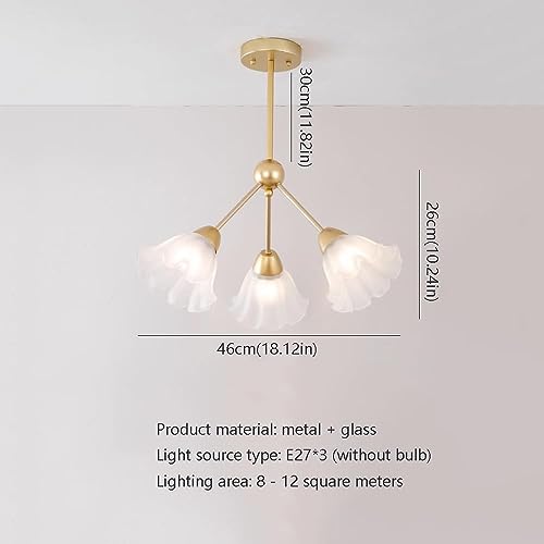 Lustre suspendu moderne en or brossé doté de globes blancs dépolis