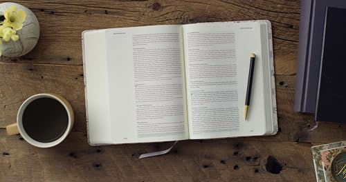 ESV Single Column Journaling Bible, Artist Series, Red Letter (Cloth over Board, Lulie Wallace, In Bloom): Holy Bible, English Standard Version - image 3
