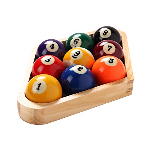 Table de billard équipée de billes et de triangles en bois