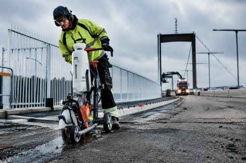 Husqvarna K770 14-Inch Gas Power Cutter, Updated 2026 Version, Cuts 5 Inches Deep, Concrete Cut-Off Saw, Model 970850301 - Image 4