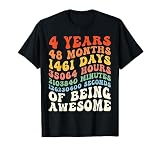 4 Années 48 Mois D'Être Génial 4e Anniversaire Groovy T-Shirt