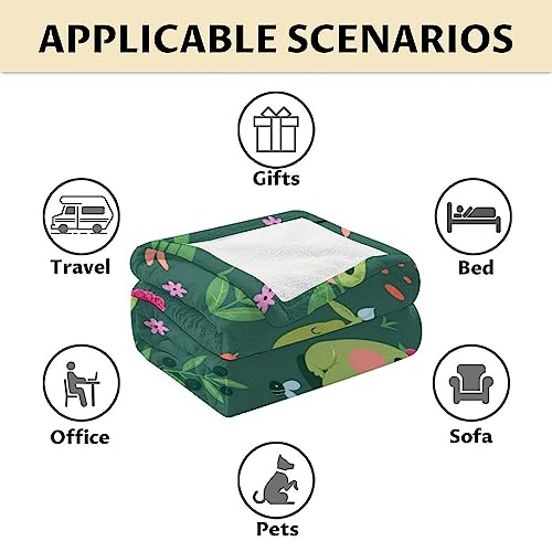 Mercuryelf Frog Throw Blanket - Soft, Fuzzy & Warm - 40x50 Inches Flannel Blankets for Travel, Office - Dark Green Cute Throws Gift for Kids