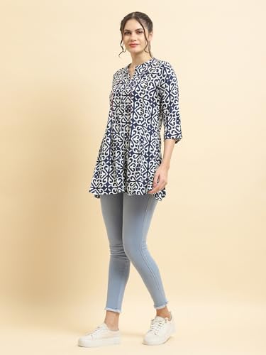 Image of Shree Women Liva (Rayon) White Floral Print Kurta