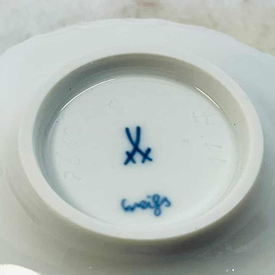 Amazon | マイセン (Meissen) ホワイトレリーフ ティーカップ