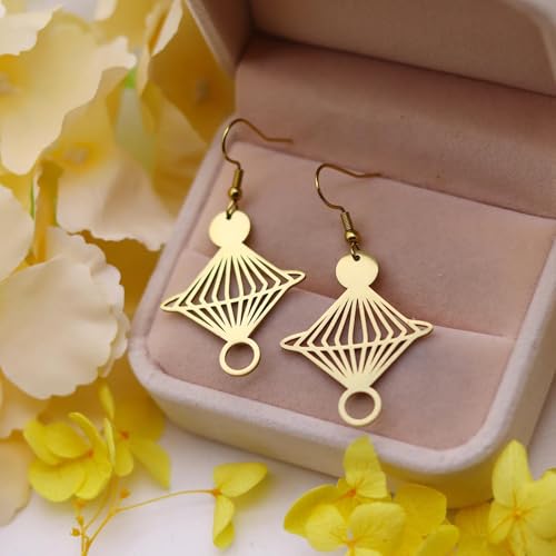 Pendientes de rombo con acabado refinado y diseño estructural 4