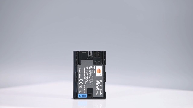 DSTE 2-Pack Batteria + Doppio USB Caricabatteria per Canon LP-E6 LP-E6N EOS 5D 7D Mark III, 5D 7D Mark II 5DS 6D 70D 60D 60Da 80D