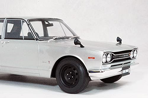 Amazon.co.jp: 1/18 Nissan Skyline 2000 GT-R (PGC10) / Silver