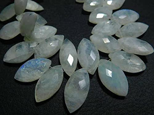 Pierre de lune arc-en-ciel facettée 224 carats pour remplacer des perles ternes par l'éclat pur