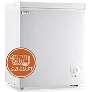 WANAI 5.0 Cubic Feet Chest Freezer Small Deep Freezers with Removable Storage Basket Free Standing Top Door Compact Freezer 7 Gears Temperature Control Energy Saving for Office Dorm Apartment