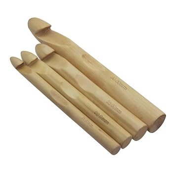 4 PCS Natural Big Wood Crochet-15/20/25/30mm of 4 خطافات الكروشيه الخشبية المستخدمة في البطانيات الكروشيه السميكة وخطافات الكروشيه الضخمة للمشاريع الكبيرة