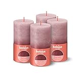 Die Rustik Kerze Sunset im Fading Metallic Look hat einen trendigen Farbverlauf, der sanft in ein schönes Metallic-Finish übergeht. Hergestellt mit Respekt für Mensch und Natur, ohne Palmöl und mit natürlichem Pflanzlichem Wachs. Der geflochtene Docht aus Baumwolle sorgt für eine dauerhaft stabile Flamme und verhindert, dass beim Abbrennen schwarzer Qualm Ruß oder Rauch entsteht.