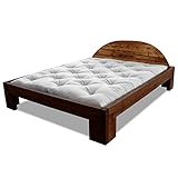 Metallfreie Steckverbindungen zeichnen dieses leicht aufzustellende Futonbett mit klarer Formensprache aus