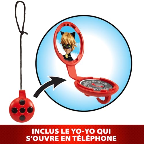 Bandai - Miraculous Ladybug - Poupée mannequin 26 cm - Ladybug avec son yoyo en mode téléphone - Nouveau costume effet vinyle - P50028