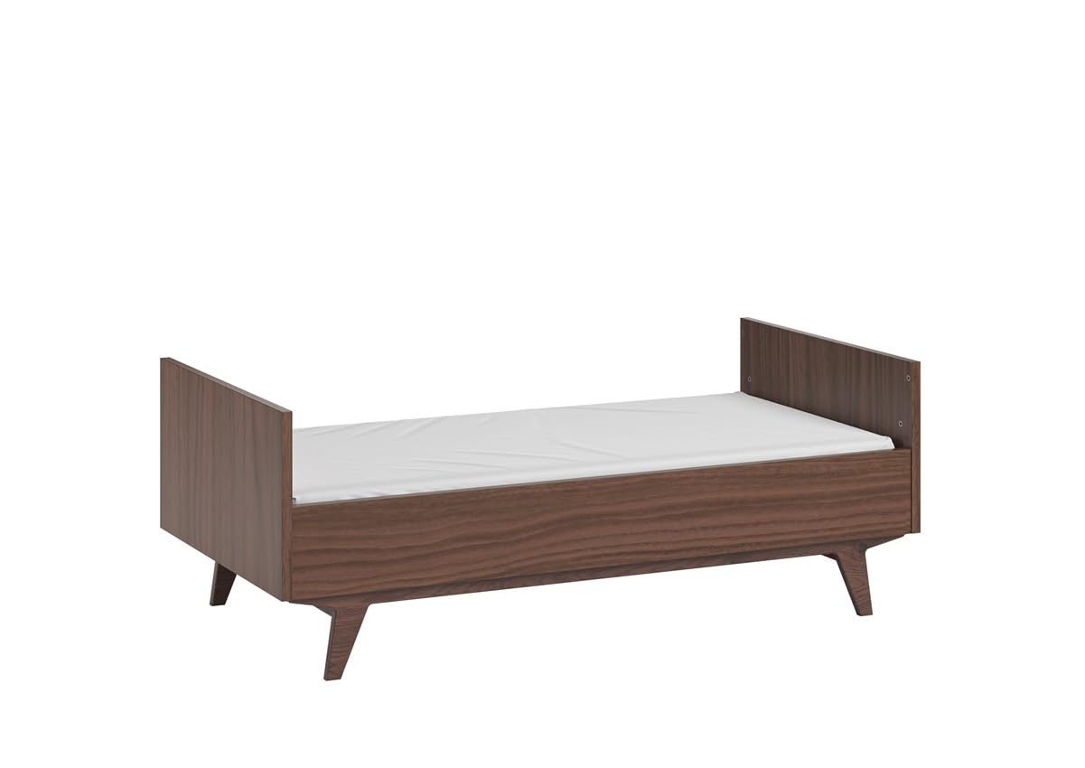 Babyzimmer Kinderzimmer komplett Set Maddy Weiß Walnuss Schrank Kommode Bett (Walnuss)