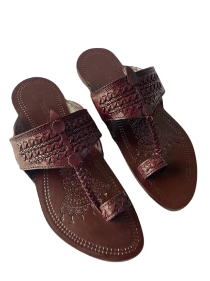 Men Textured Leather Kolhapuri Comfort Sandals, Slip-On, Cushioned Footbed-image-31